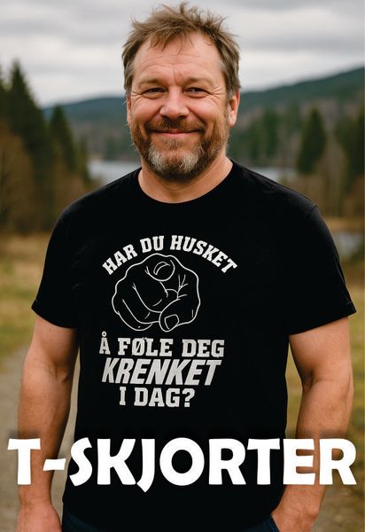 Hos ikkeverst.no finner du t-skjorter som har kule og morsomme trykk. Våre tees blir levert i 100% økologisk bomull, dette gjør t-skjorten veldig lett og myk samtidig som den puster godt. Dette er et godt valg om du ønsker en t-skjorte i loose fit.  